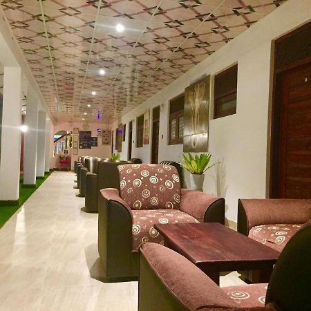 Thisara Guest House بولاناروفاي المظهر الخارجي الصورة