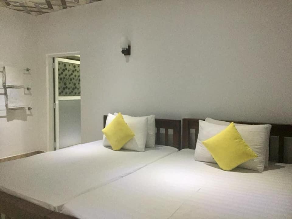 Thisara Guest House بولاناروفاي المظهر الخارجي الصورة